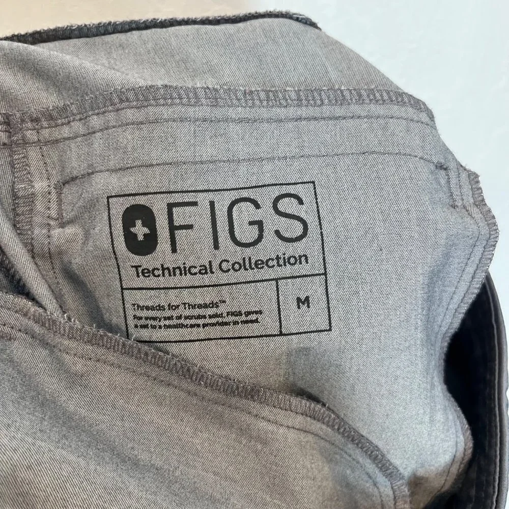 Figs Axim Cargo Scrub pants Graphite Size M Men’s Medical nurse uniform pockets